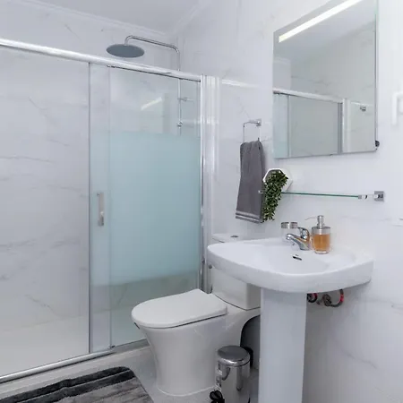 Espanatour Leandros 아파트