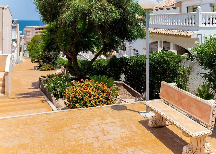 Espanatour Leandros Lägenhet *